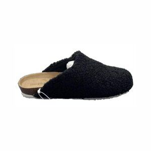 Universal Thread Women's Bev Flats and Slip-Ons - Black 096-22-4766